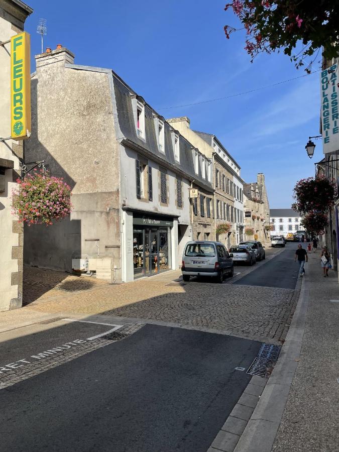 Ker Uhel - Charmant Appartement Plein Centre Saint-Renan Exterior foto